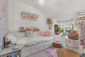 Lower Terrace Avon Dassett